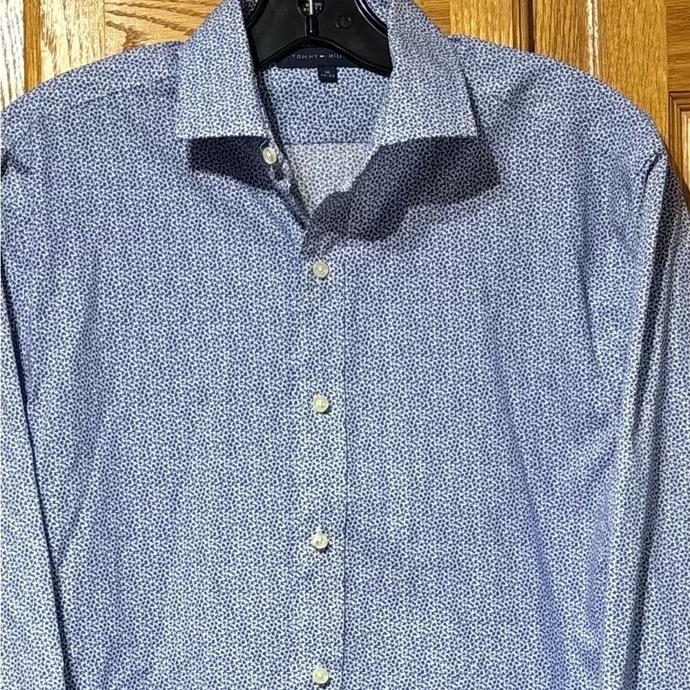 Tommy Hilfiger Men's Blue Patterned Regular Fit Dress Shirt Size 15 32/33 - Picture 2 of 4
